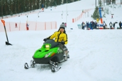 Катание на квадроцикле или снегоходе для детей 